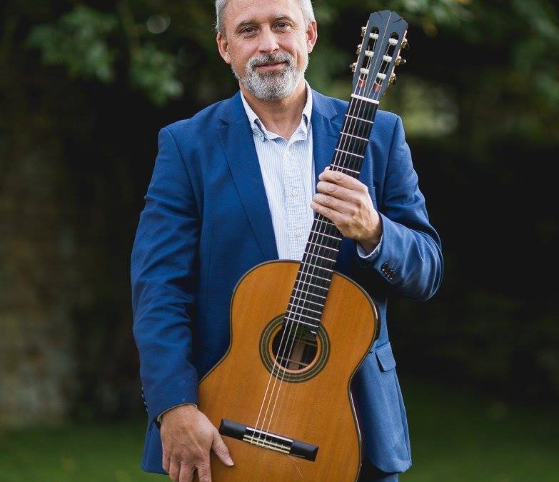 Paul Martin Solo Guitarist
